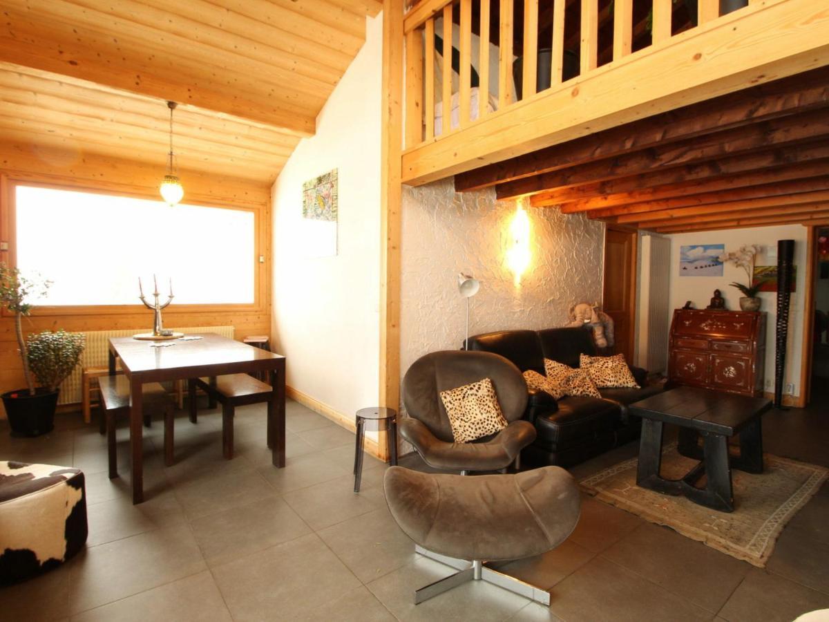 Chalet Chalet Arâches-la-Frasse, 5 pièces, 8 personnes - FR-1-572-33 *