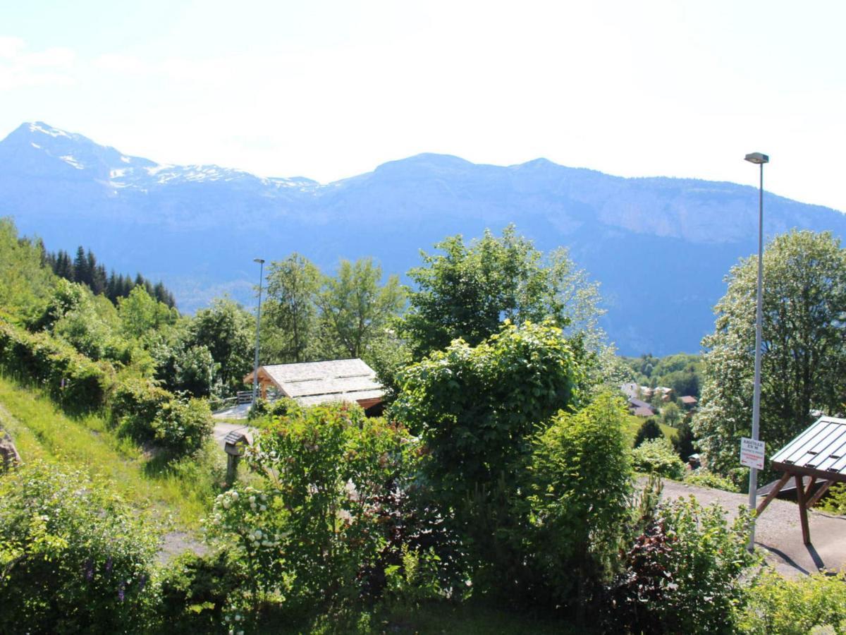 Chalet Arâches-la-Frasse, 5 pièces, 8 personnes - FR-1-572-33 Chalet *